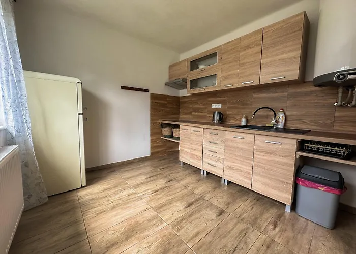 Lnáře